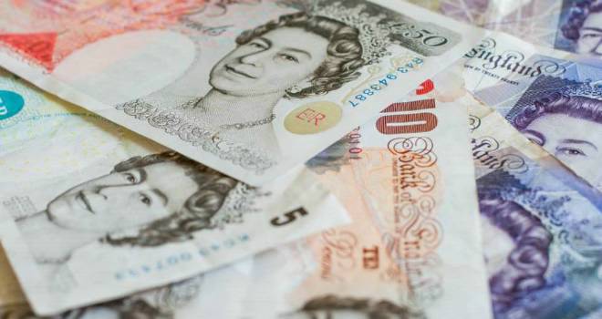 Regulated peer-to-peer firm enters administration cash banknotes money