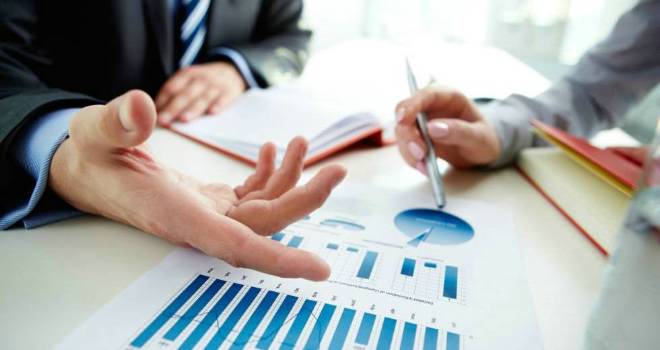 Mortgage borrowers want brokers to provide ongoing service plan graph business office stats meeting