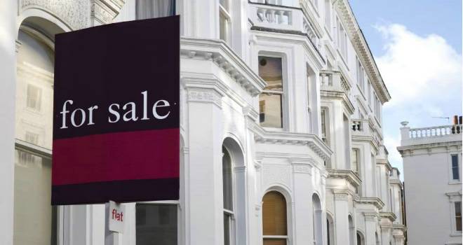 Property transactions see 71% drop since lockdown flat for sale sign