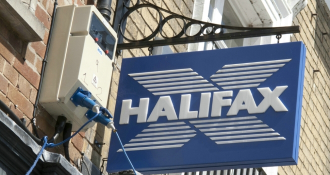 Halifax: House prices beat August expectations with sharp rise Halifax Bank