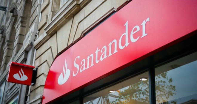 Santander increases mortgage rates and withdraws first-time buyer products Santander