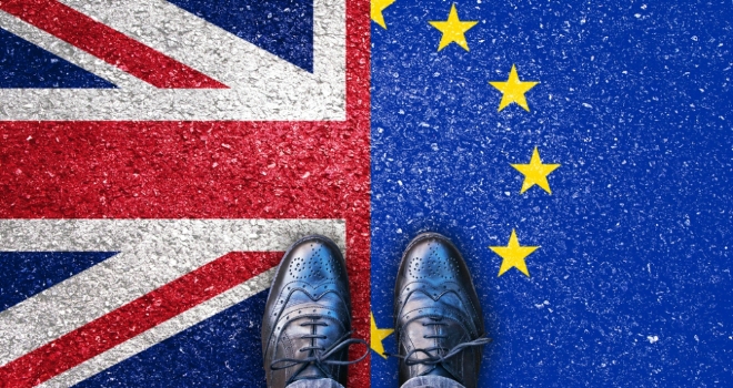 Santander outlines post-Brexit lending criteria changes Brexit EU UK flag