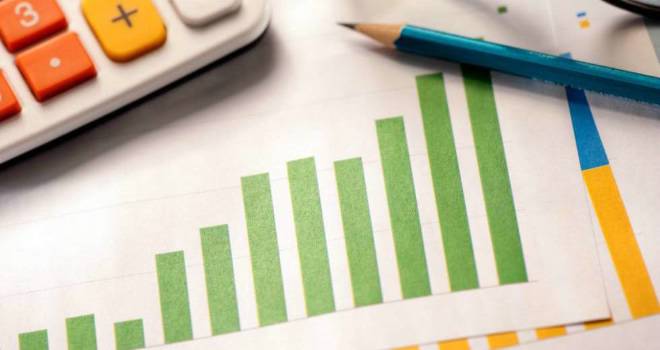 Just Wealth launches ESG training programme pencil chart green graph stats
