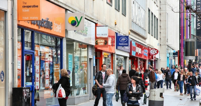 UK inflation rises to 9.4% high street banks