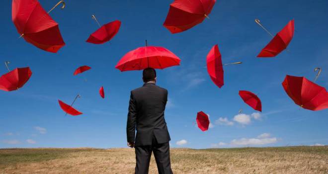 SimplyBiz expands SM&CR support insurance & protection umbrellas