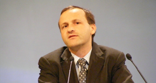 Steve Webb: Osborne's pension reforms 'daylight robbery' Steve Webb