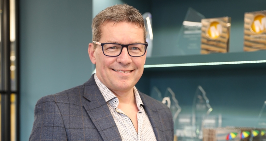 Bridging the gap: elevating the customer mindset around protection Andy Walton MAB new