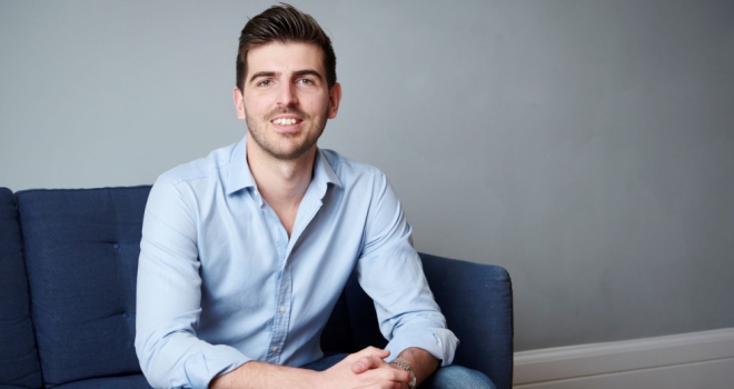 Online financial scams are on the rise. So how can you protect yourself? Charlie Shakeshaft Individual Protection Solutions IPS