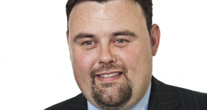 Ten tips for managing data Garry Ruddick Intelliflo