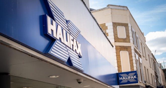 Halifax launches combined product transfer and further advance application process Halifax Bank