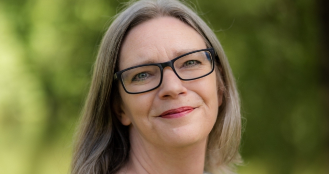 Helping brokers tackle the rising tide of mortgage fraud Liz Yates Just Mortgages