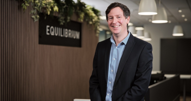 Communicating with clients during a crisis Mike Deverell Equilibrium Financial Planning