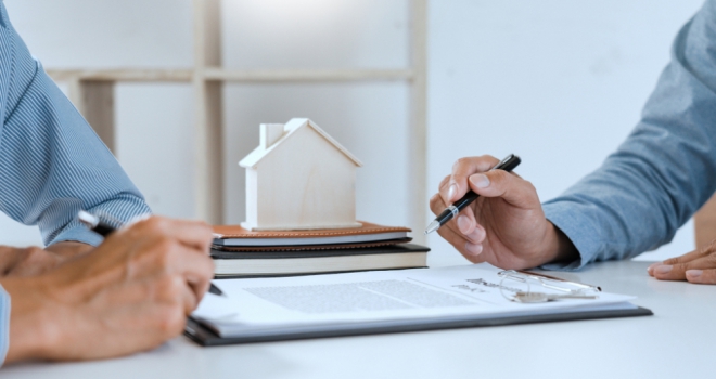 Only a quarter of mortgage brokers ‘very comfortable’ explaining valuations mortgage offer contract sign price broker