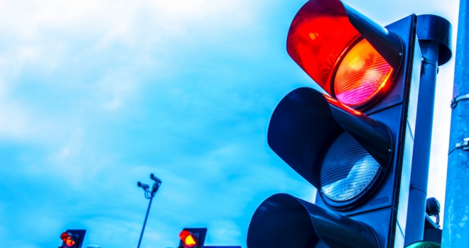 Coronavirus causing cash flow strains for 69% of SMEs red light warning stop