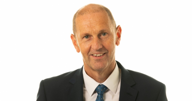 Safety in numbers – the case for networks in an uncertain world Shaun Almond HL Partnership