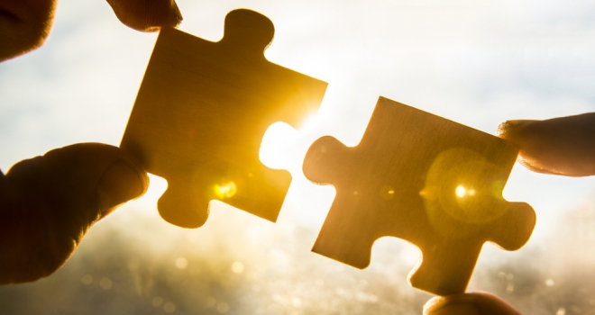 Mortgage Advice Bureau invests in Dashly  puzzle piece partnership