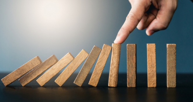 Two thirds of home sellers currently encountering delays stop pause time block