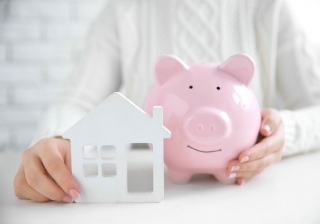 Bank of Mum and Dad now funding over 10% of buyer deposits house buy save pig saving person