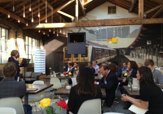 Lynda Blackwell FCA Financial Reporter breakfast meeting