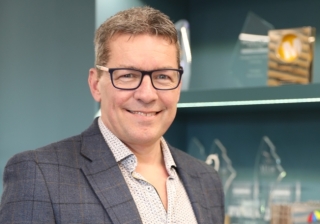 Bridging the gap: elevating the customer mindset around protection Andy Walton MAB new