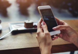 Can technology help close the advice gap among under 40s? app phone tech