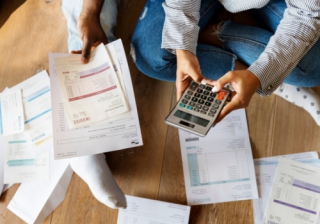 Brokers say the mortgage market is failing to reflect modern careers  debt adverse credit