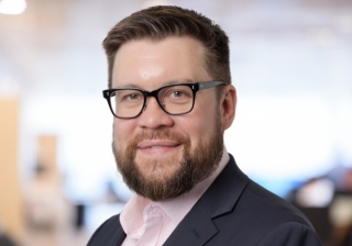 UTB appoints new BDM for Deposit Solutions service Francis Ellis UTB