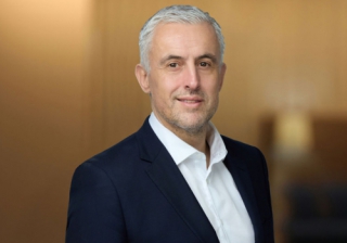 Cementing foundations despite shifting sands Lorenzo Satchell Hampshire Trust Bank