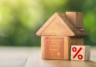 Bluestone cuts rates across entire mortgage range house rate block