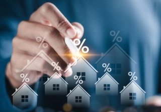 Mortgage rates rise for first time in eight months Mortgage rates