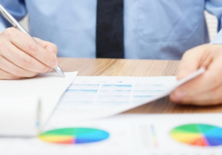 SME lending up 14% year-on-year: UK Finance specialist alternatve finance sme report paper broker