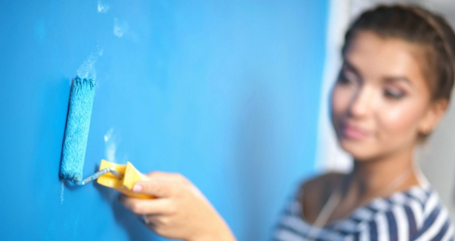 Two in ten landlords are putting themselves at risk by funding refurbishments through short-term credit DIY 5