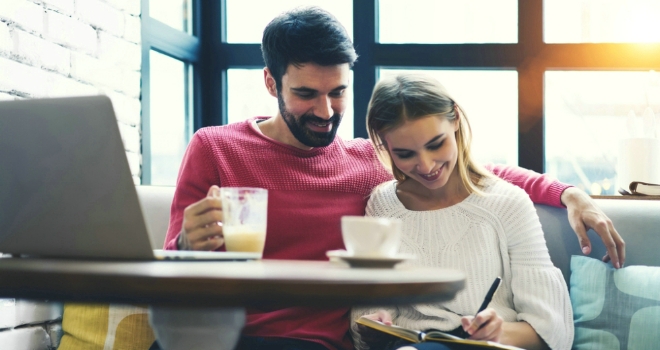 How homeowners can reduce outgoings during the New Year couple checklist