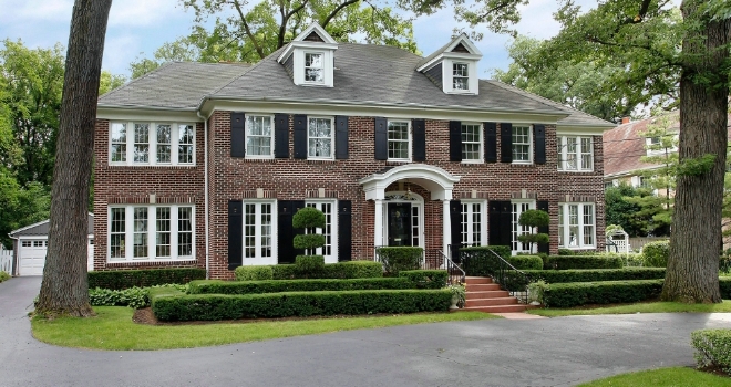 Can you guess how much these famous Christmas TV properties would cost today? home alone