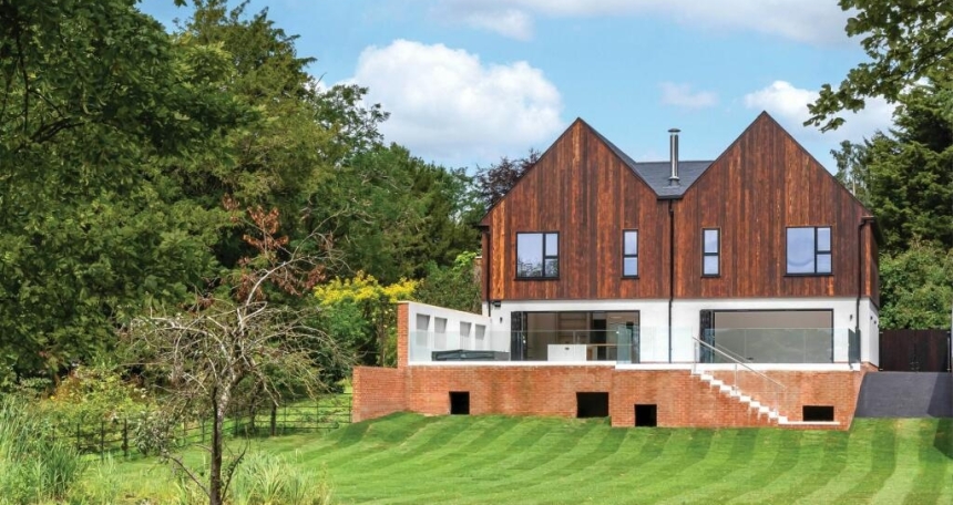 Case study: Acre Lane Capital completes £3M development exit bridge for luxury riverside home project Acre Lane Capital - Oxfordshire - 882