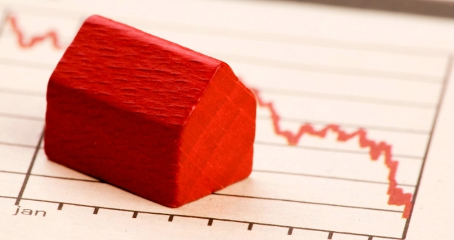 Price drops recorded in almost a third of properties across UK Red House