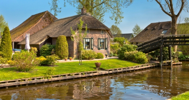 70% premium for waterfront properties water house 2