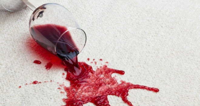 1 in 4 admit they wouldn't own up to landlord about damage red wine spill