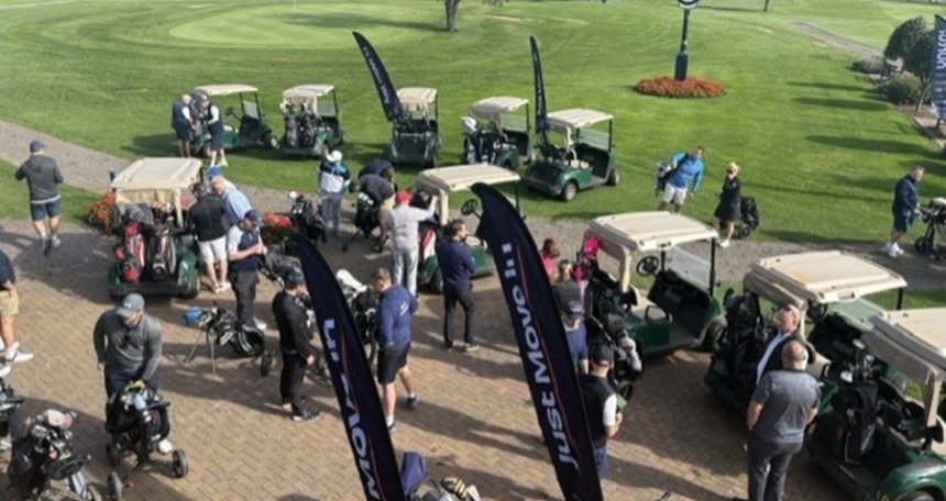 Agents Giving Golf - 926