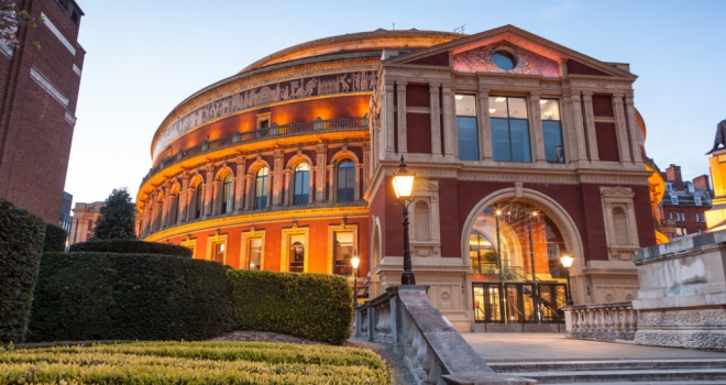 Homes close to English summer social events see premiums of up to 97% Albert Hall 750
