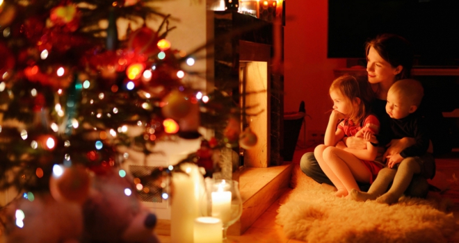 Top tips for decking the halls in a rental property Christmas 777