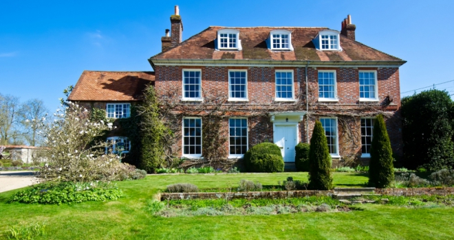 Supply and demand disparity pushes prime country house prices to new high Country House 839