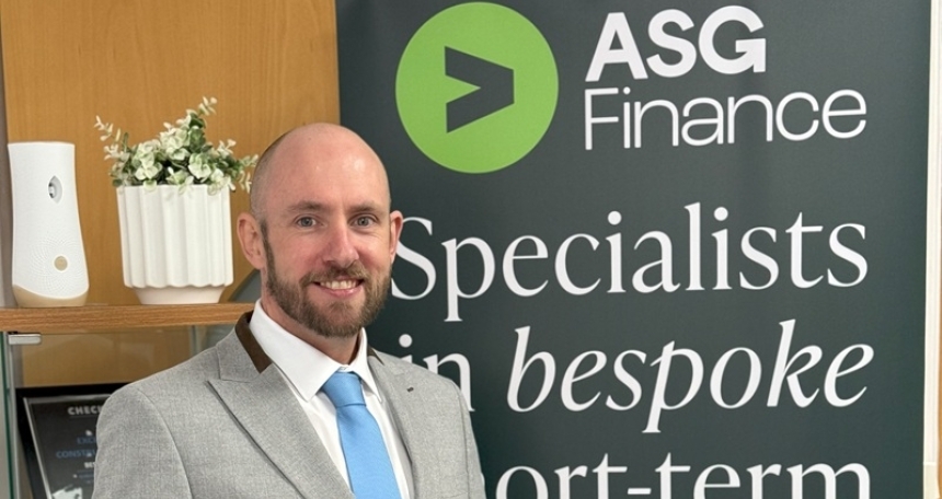 ASG Finance completes £1.7M bespoke commercial bridge for 18th-century River Thames property Dan Carter - ASG - 026