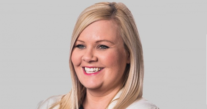 Tapping data and technology to meet the new social housing consumer standards Deborah Matthews 766