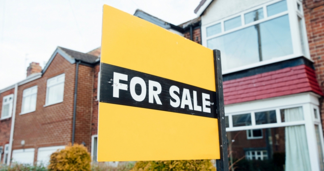 What can buyers and sellers do to speed up the exchange of contracts? For Sale 820