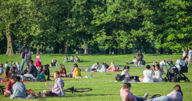 Buying a home close to green space 'essential' for the majority of active home buyers Grenwich Park London 822