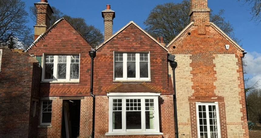 STB - Surrey - Harps Oak Lane - 479