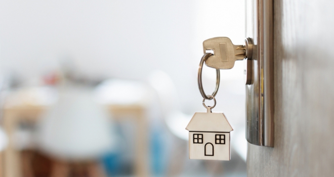 Rent-to-own specialist Keyzy signs new partnership key in door lock with house keychain