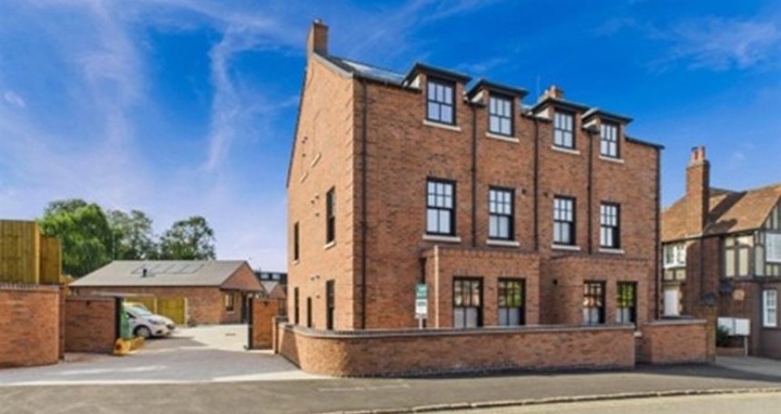 Pallas Capital - Leicestershire - 629