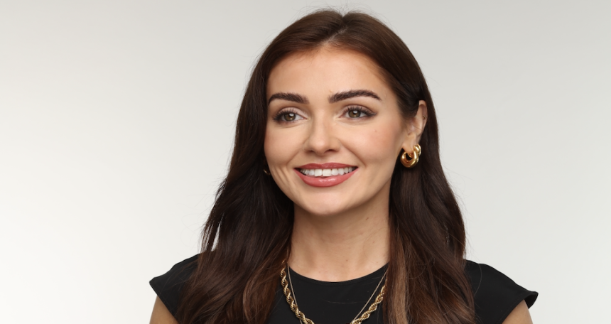 Kimberley Gates - Karis Capital - 555